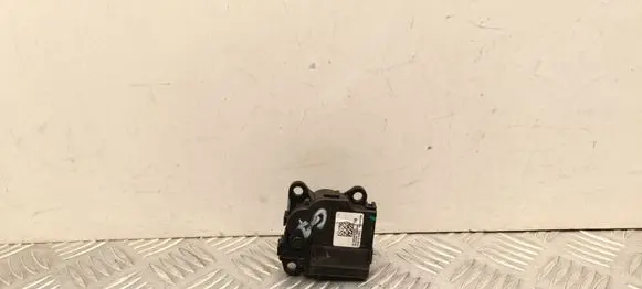 Tesla Model Y Air flap motor/actuator 150064000B