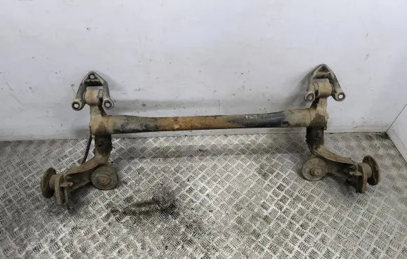 Opel Zafira A Rear axle beam 