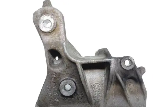 Peugeot 807 Engine mounting bracket 9656392880
