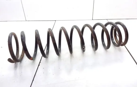 Mitsubishi Carisma Rear coil spring