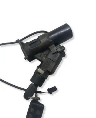 Volkswagen Polo III 6N 6N2 6NF Ignition lock 357905851F