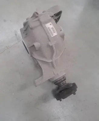 BMW 5 G30 G31 G38 Rear differential 8624221 9118110709740003 EA0406293