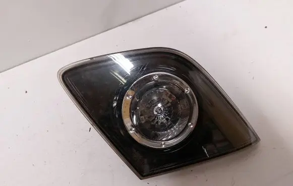 Mazda 3 I Tailgate rear/tail lights P92913R