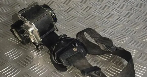 Jaguar XF X260 Front seatbelt 630704400