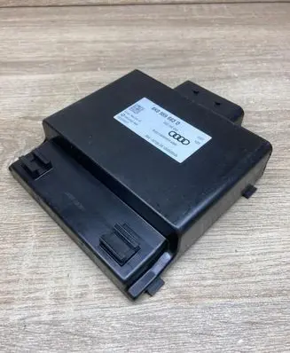 Audi A4 S4 B8 8K Voltage converter/converter module 8K0959663D 8K0959663
