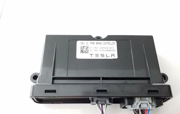 Tesla Model S Other control units/modules 100761800E