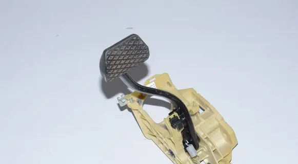BMW 5 E60 E61 Brake pedal 6769221 35006769221 35006759947