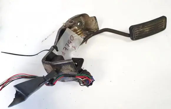 Toyota Corolla Verso E121 Accelerator throttle pedal