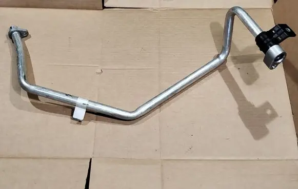 Opel Movano B Air conditioning (A/C) pipe/hose 924800018R