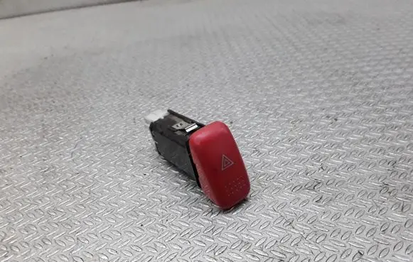 Honda HR-V Hazard light switch M17479