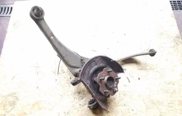 Toyota Avensis T270 Rear wheel hub