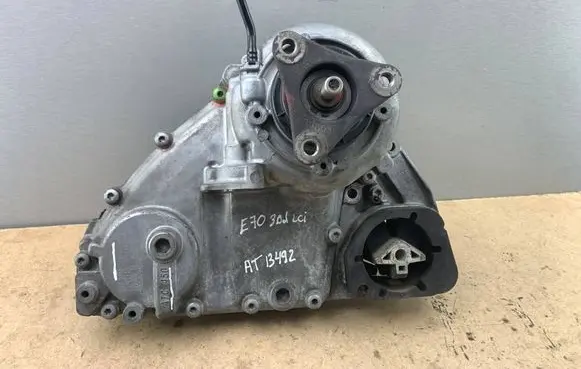 BMW X5 E70 Gearbox transfer box case 27108697972 8697972 27105A371D7