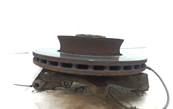 Mercedes-Benz Sprinter W906 Front wheel hub spindle knuckle