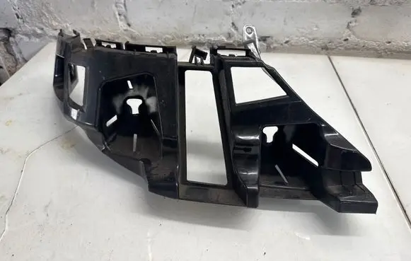 Mercedes-Benz S C217 Rear bumper mounting bracket A2178850065 17225