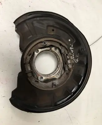Mercedes-Benz C AMG W204 Rear wheel hub