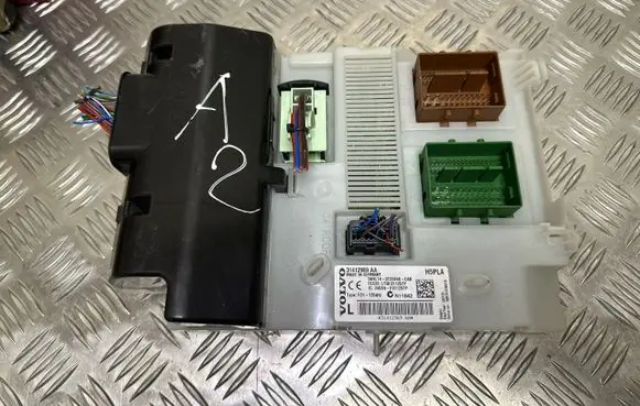 Volvo V60 Fuse module 31412969