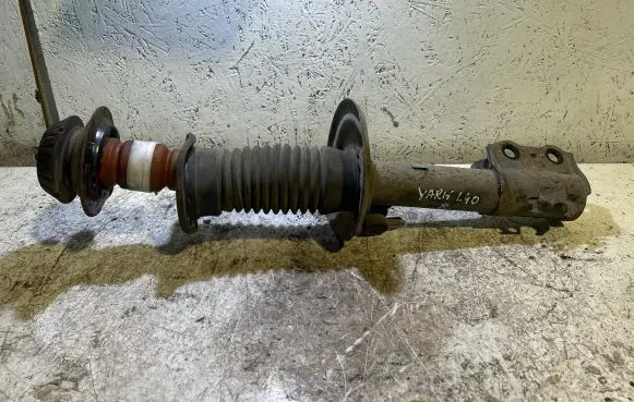 Toyota Yaris Front shock absorber/damper 