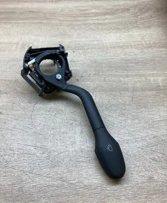 Volkswagen Golf III Wiper control stalk 1H6953503F