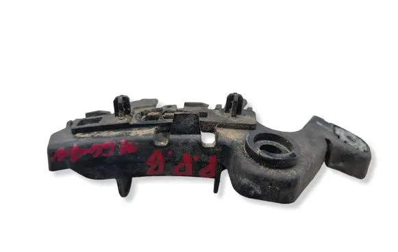 Renault Megane III Fender mounting bracket 