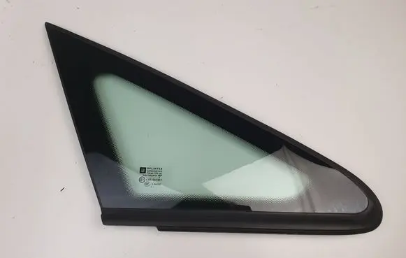 Opel Zafira B Front triangle window/glass 13123921