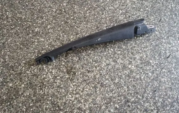 KIA Ceed Rear wiper blade arm