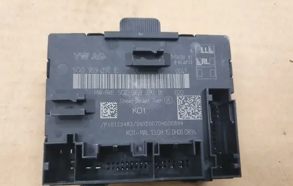 Audi A3 S3 8V Door control unit/module 5Q0959392B 5Q0959392E