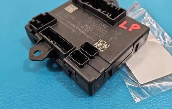 BMW iX1 Central body control module 5A70CB6 IMPRK1570962