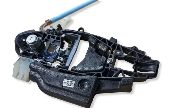 BMW M4 G82 G83 Front door coupe exterior handle/bracket 9881775