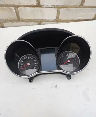Mercedes-Benz C W205 Speedometer (instrument cluster) A2059008729