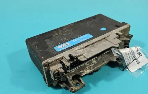 Mercedes-Benz E W124 Central body control module 0055452132 IMPRK1538092