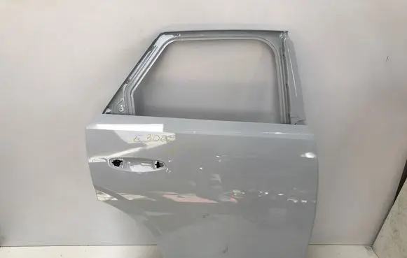 Peugeot 3008 III Rear door