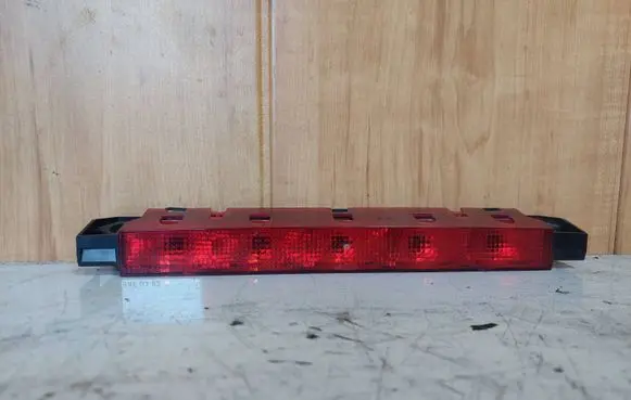 Peugeot 407 Third/center stoplight 9649056480