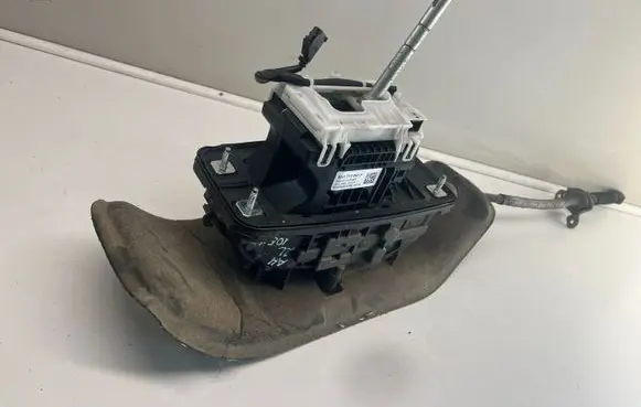 Audi A4 S4 B8 8K Gear shifter/selector 8K1713041F