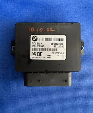 BMW X3 F25 Hand brake control module 6862808 0131262307 32620294A