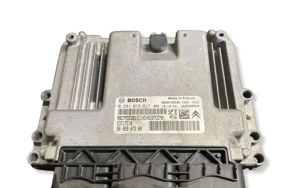 Peugeot 308 SW Engine control unit/module 9666729580