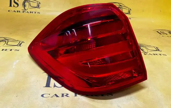 Mercedes-Benz GL X166 Rear/tail lights A1669067501