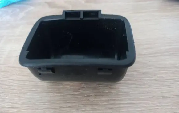 Ford Mondeo Mk III Car ashtray 1s7xf048a42