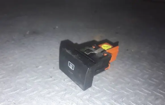 Volkswagen Polo V 6R Windscreen/window heater switch 6R0959621