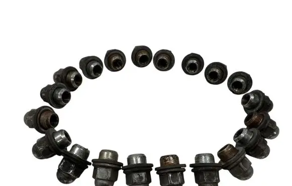 Peugeot 4008 Nuts/bolts 