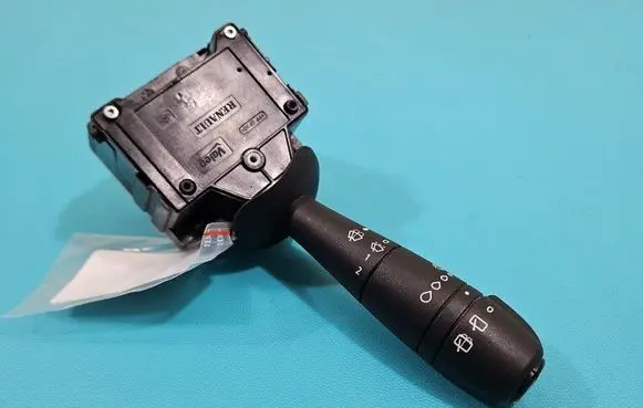 Renault Captur Wiper switch 255674581R IMPRK1480478