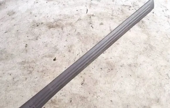 Ford Focus Front sill trim cover 98aba13200