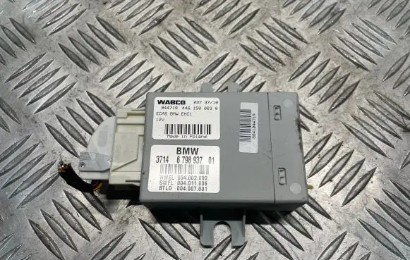 BMW 5 F10 F11 Air suspension control unit module (rear) 6798937 4461500630 004002000