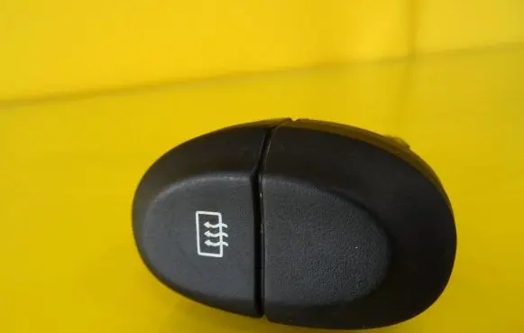 Renault Scenic I Windscreen/window heater switch 432966B