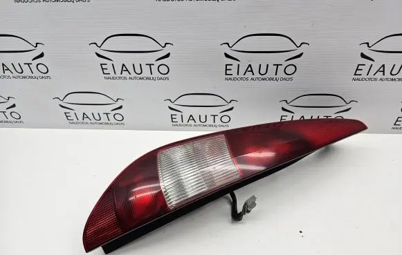 Ford Mondeo Mk III Rear/tail lights 1S7113405C