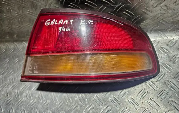 Mitsubishi Galant Rear/tail lights 0431612