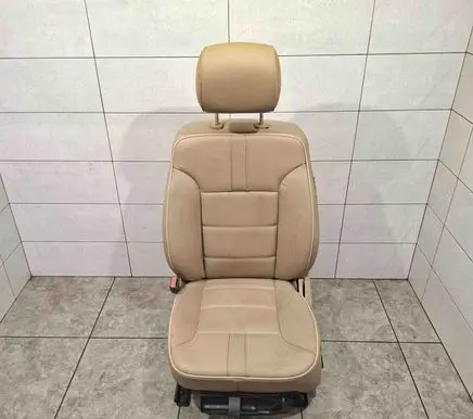 Mercedes-Benz R W251 Front driver seat A2518603169
