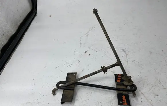 Mitsubishi L200 Battery bracket