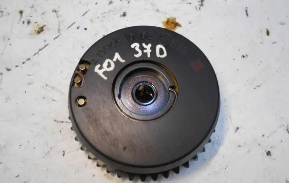 BMW 7 F01 F02 F03 F04 Camshaft pulley/ VANOS 7598001