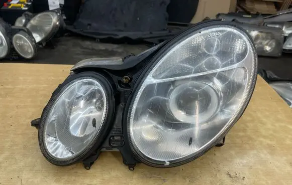 Mercedes-Benz E W211 Headlight/headlamp 