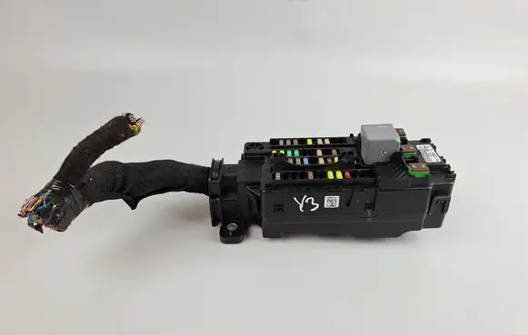 Jaguar F-Pace Fuse module LX7314A073HA